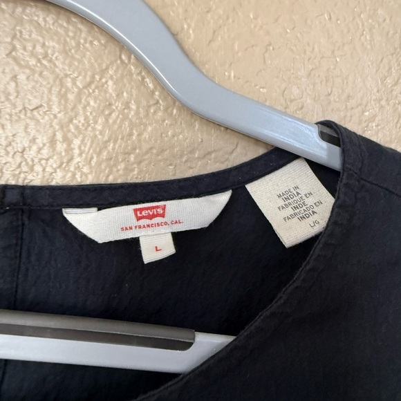 Levi's Lucy Wing Top Size Large - Picture 3 of 5